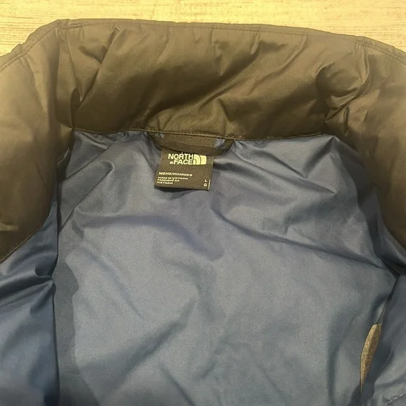 Men’s The North Face Everyday insulated jacket size L shady blue w/logo Puffers